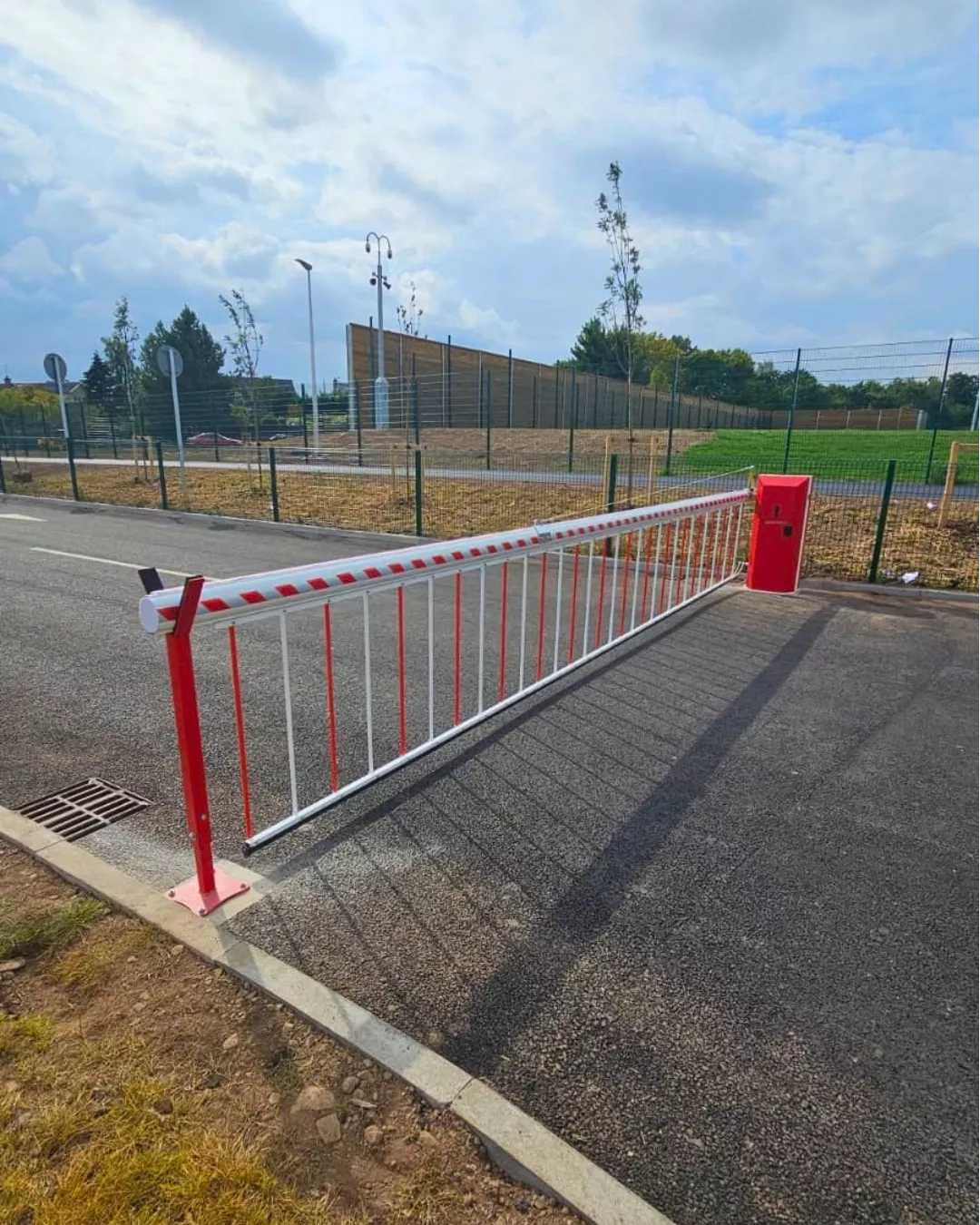 Automatic Barrier Installation for a Dundee High School
